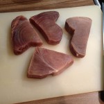 Thunfisch-Steak auf Rucola-Salat
