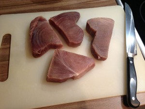 Thunfisch-Steak auf Rucola-Salat