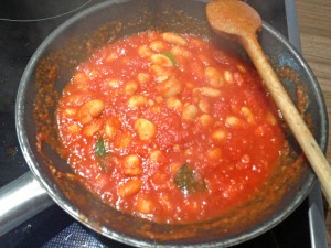 Weisse Bohnen in Tomatesauce